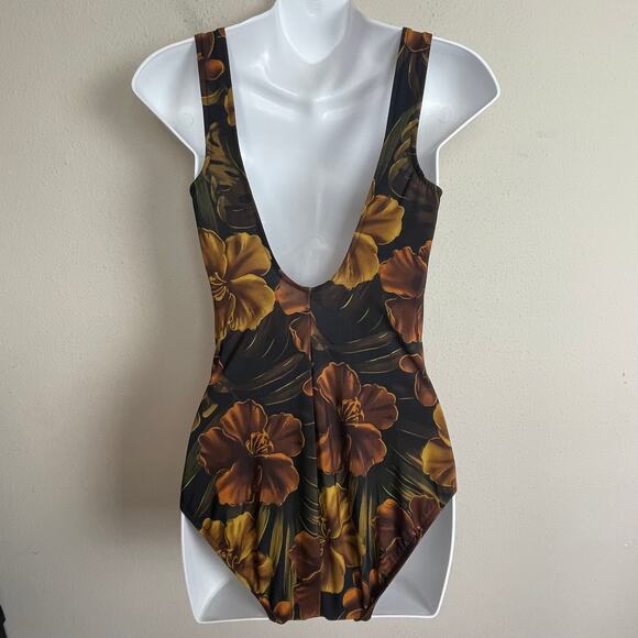 Miraclesuit Pandora Brown Floral Swimsuit One-Piece Bathing‎ Swimming Size 8 - Picture 3 of 12